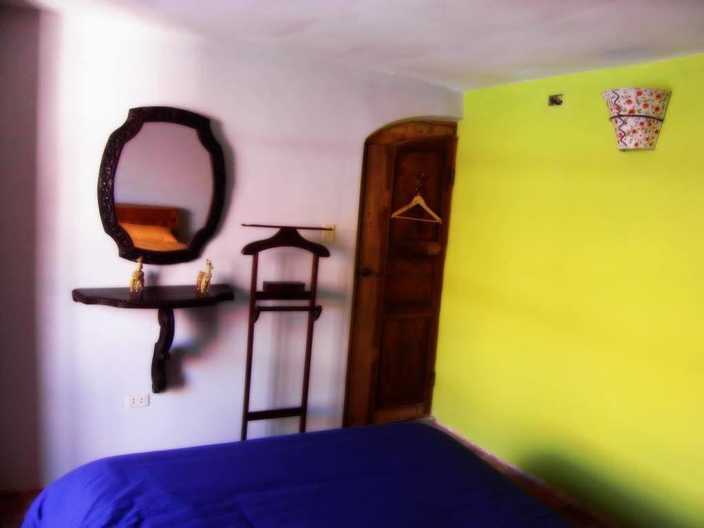 Anata Hostal Ла-Пас Экстерьер фото